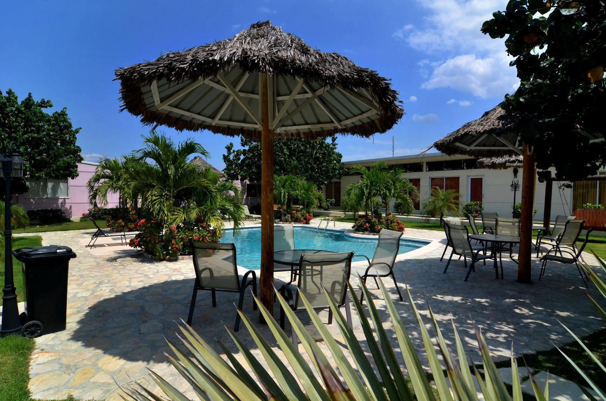 Executive Villas Port-au-Prince Eksteriør bilde