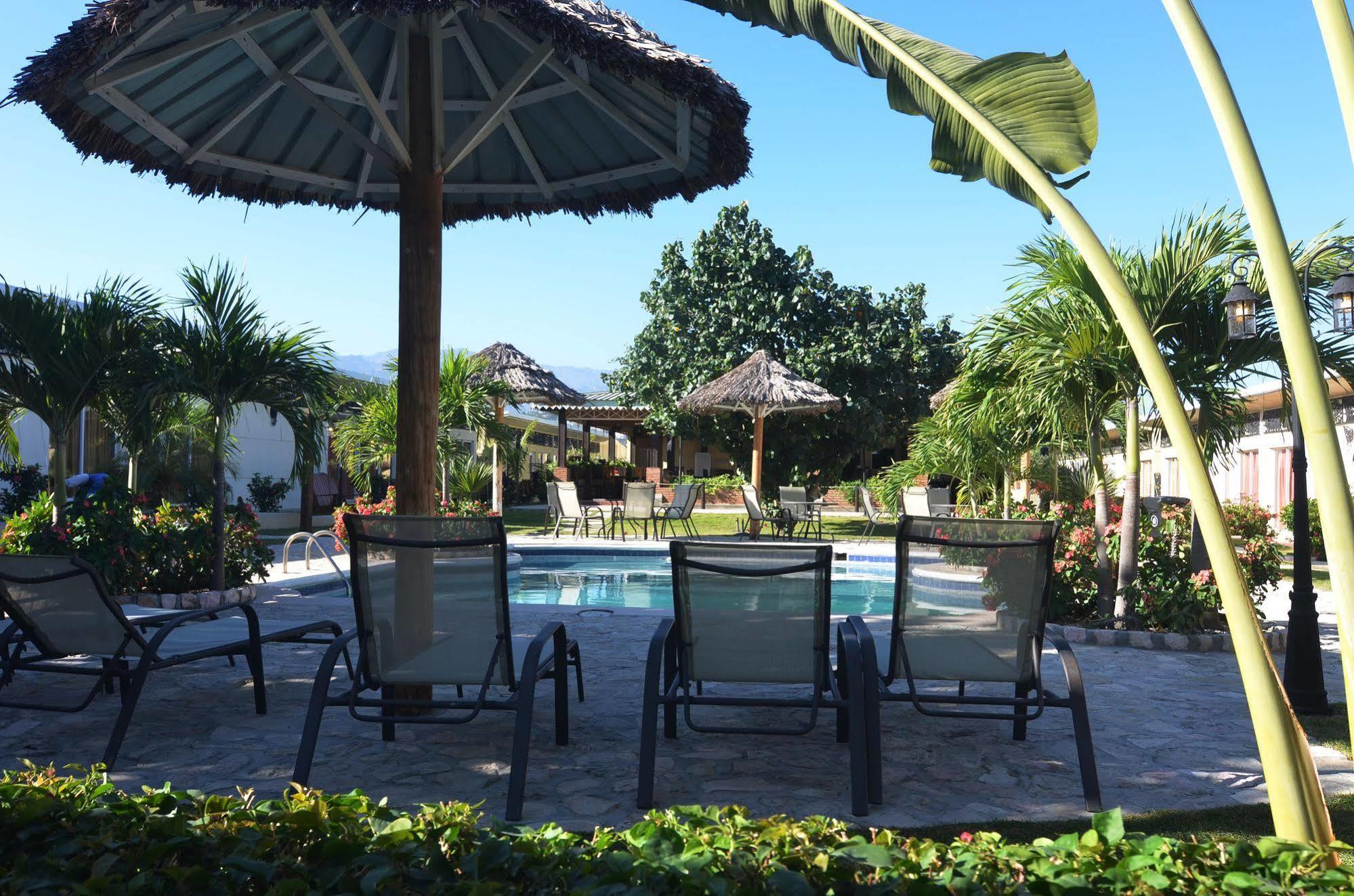 Executive Villas Port-au-Prince Eksteriør bilde